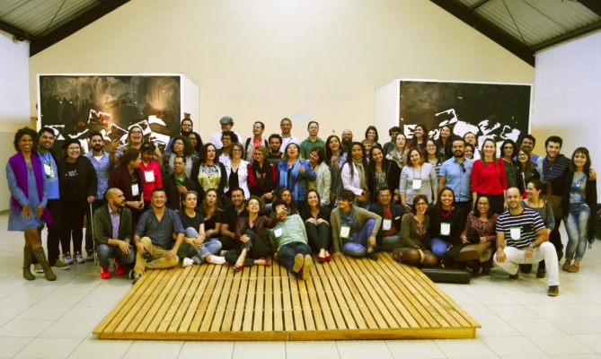 Professores de Arte dos Institutos Federais, em São Paulo, no ano anterior (2016).